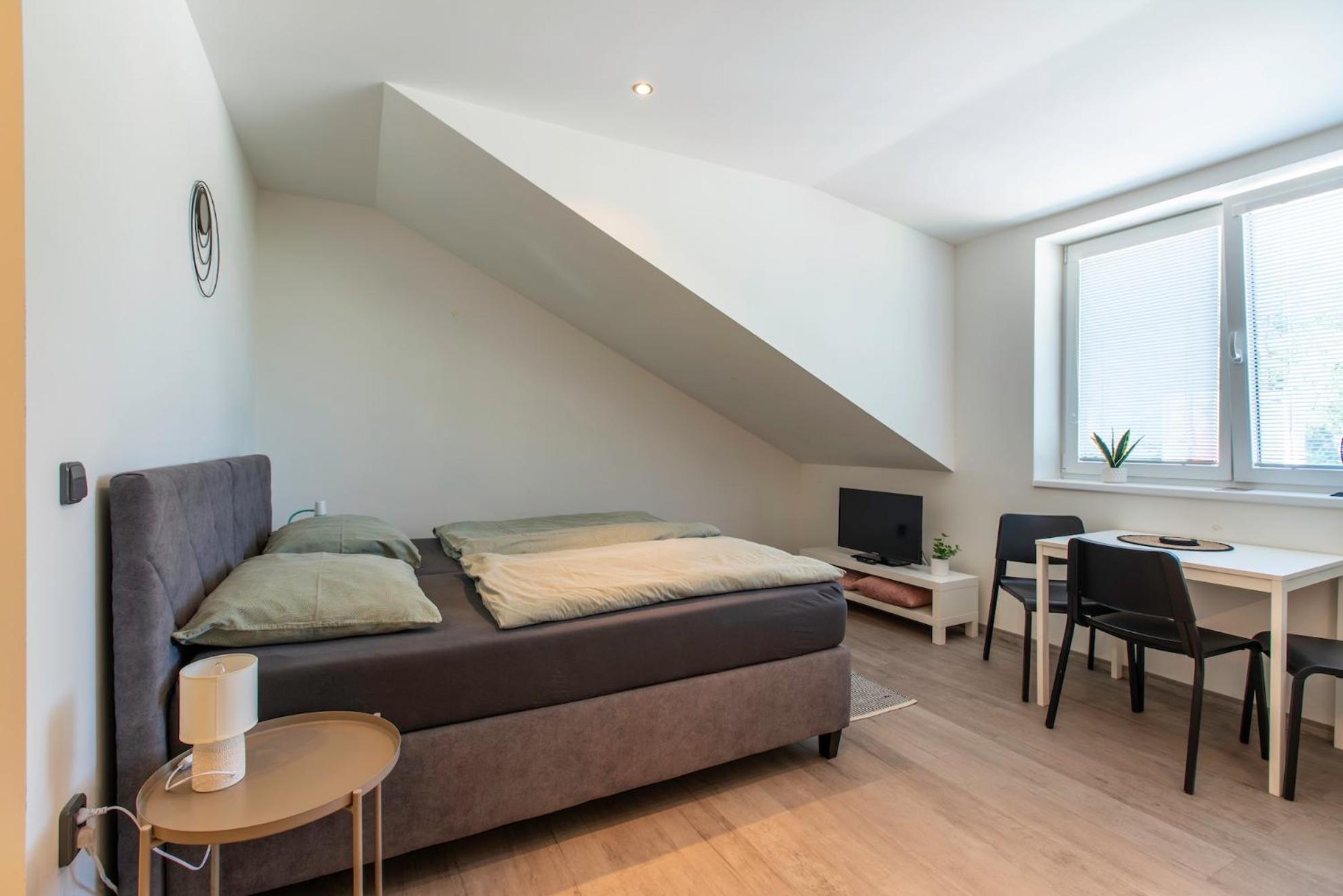 Nizbor Restaurace Hotel Praha מראה חיצוני תמונה