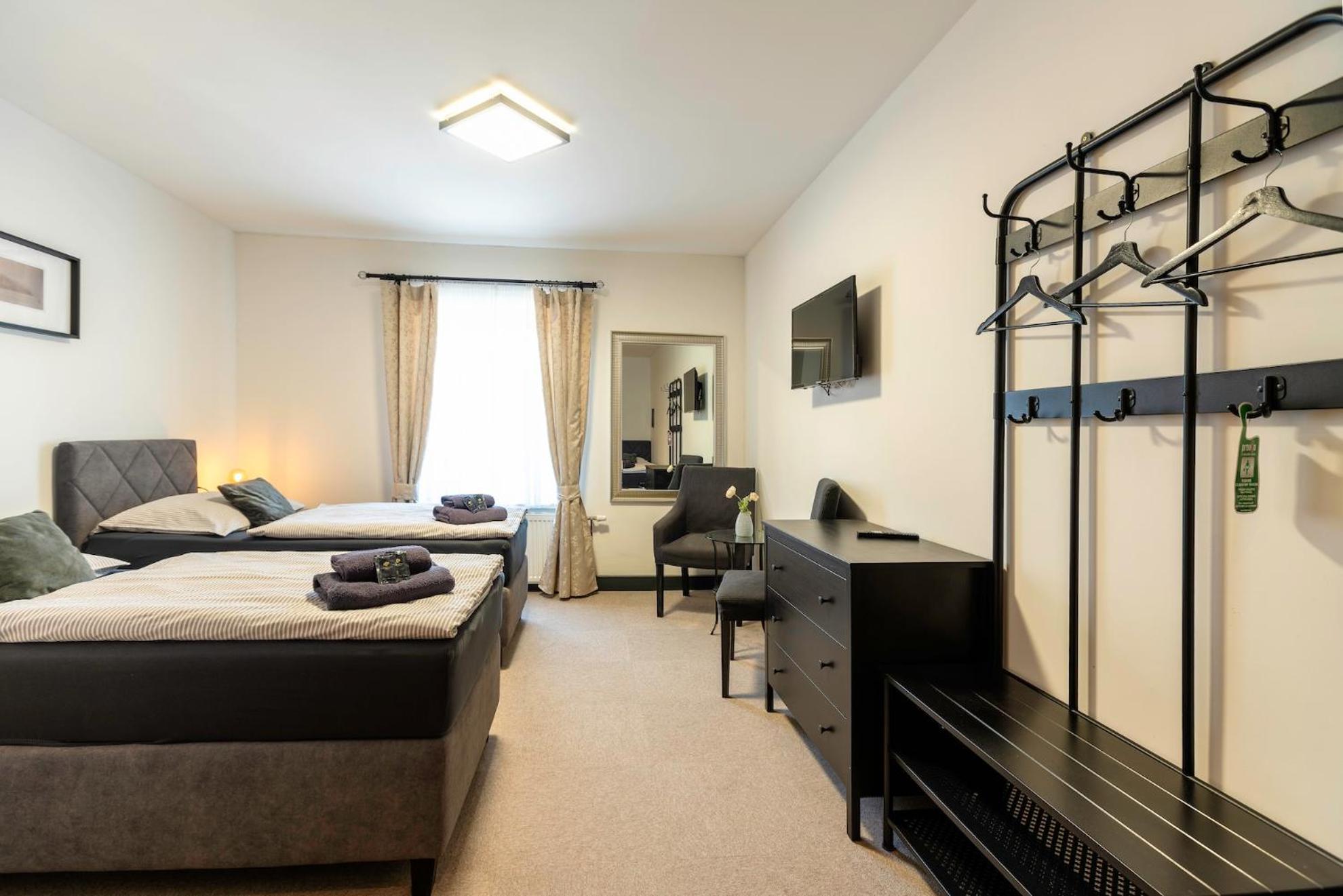 Nizbor Restaurace Hotel Praha מראה חיצוני תמונה
