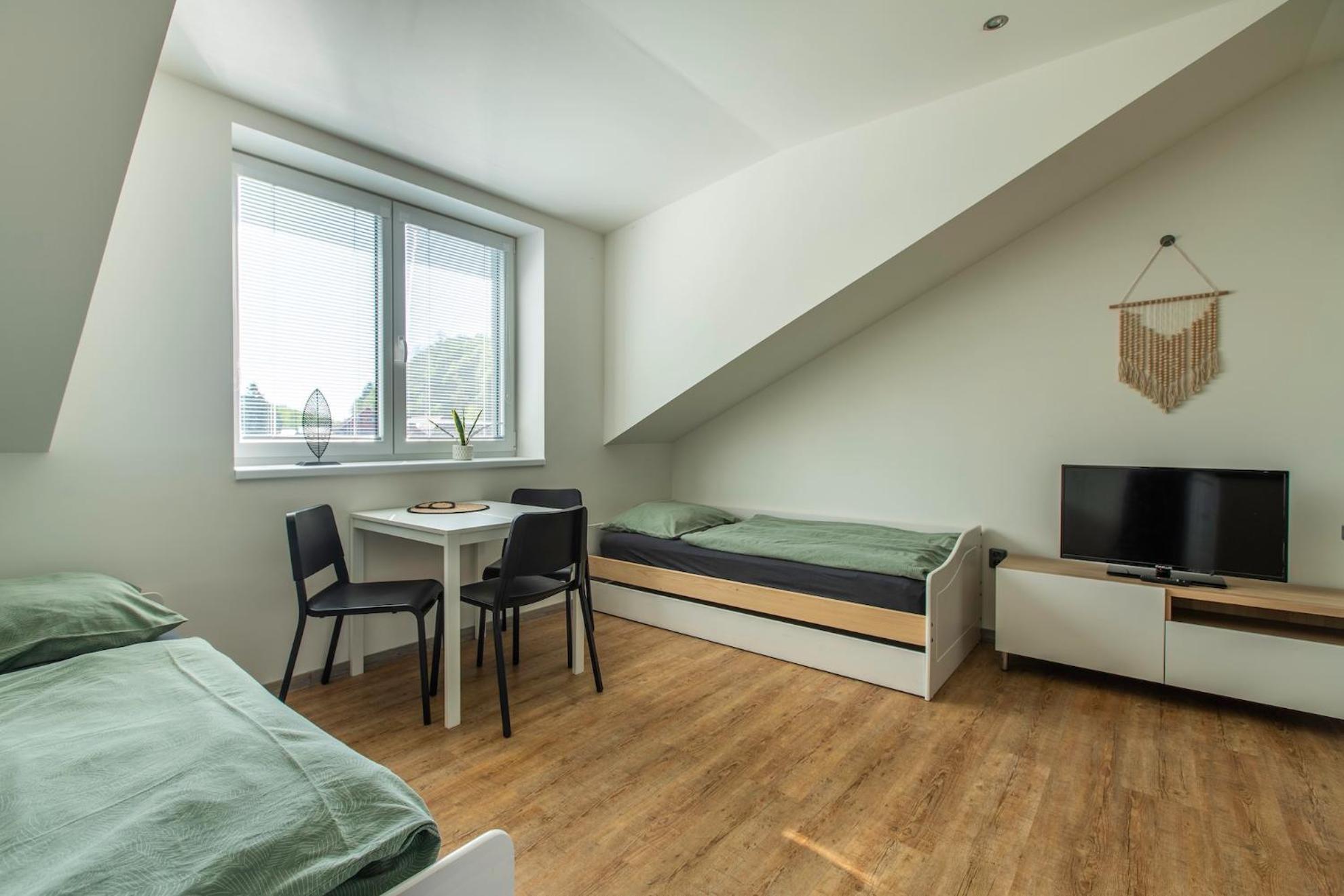 Nizbor Restaurace Hotel Praha מראה חיצוני תמונה