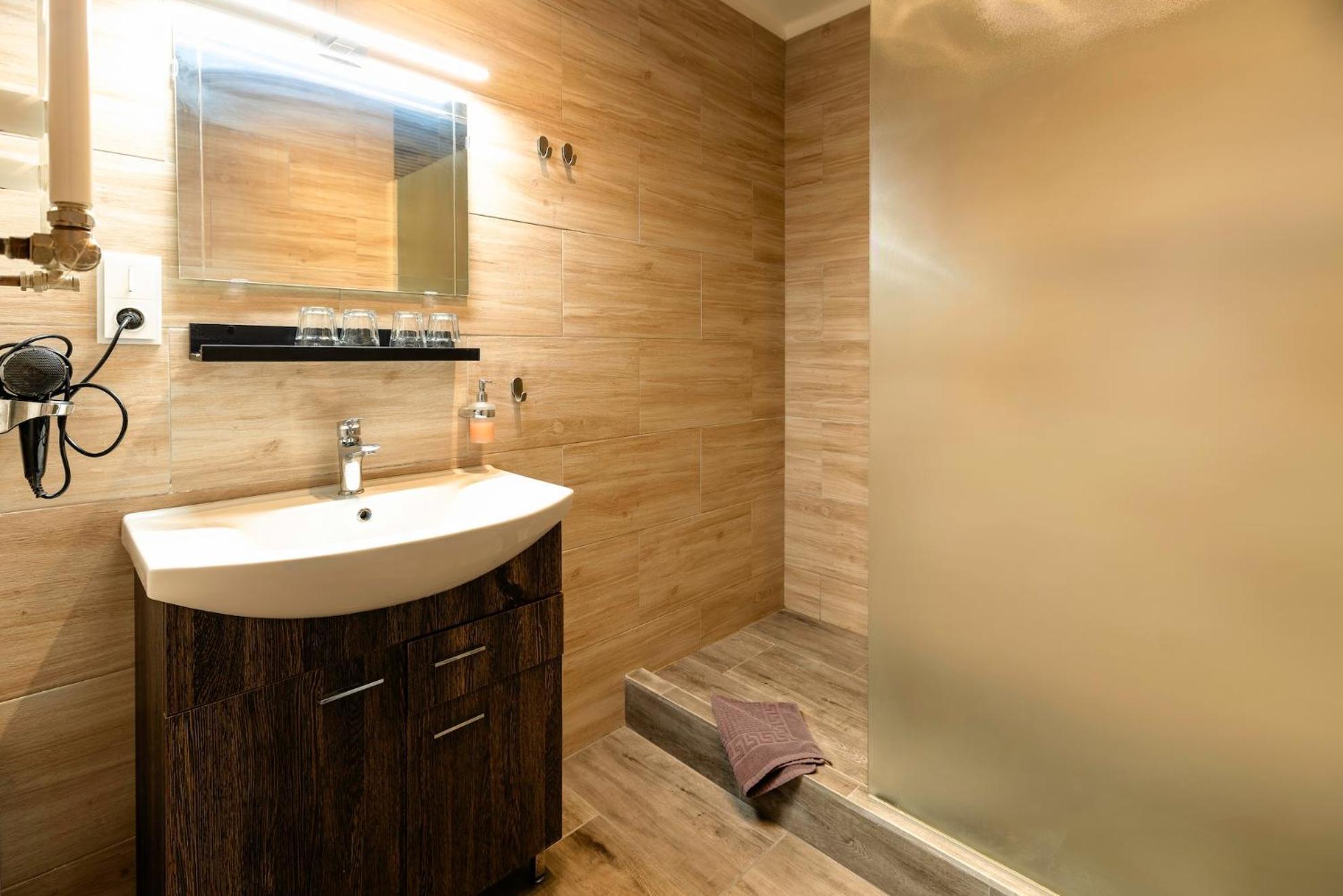 Nizbor Restaurace Hotel Praha מראה חיצוני תמונה