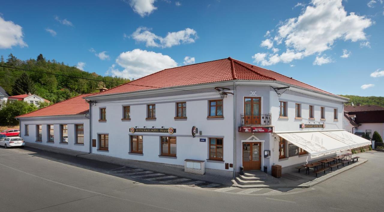 Nizbor Restaurace Hotel Praha מראה חיצוני תמונה